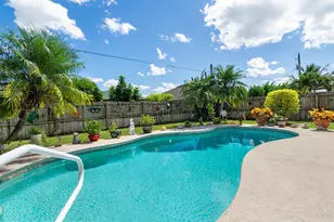 1817 SW Davis St, Port Saint Lucie, FL 34953 - Photo 35