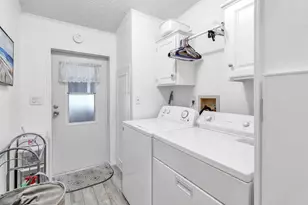 7648 Kyak Ct, Micco, FL 32976 - Photo 21