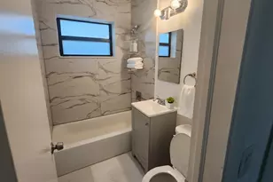 664 W 2nd St, Riviera Beach, FL 33404 - Photo 5