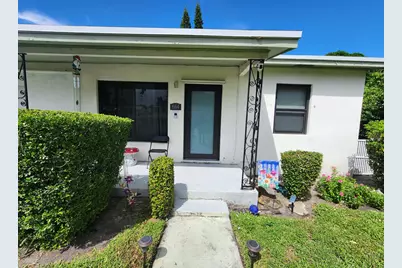 664 W 2nd Street, Riviera Beach, FL 33404 - Photo 13