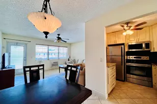 10 Kent A, West Palm Beach, FL 33417 - Photo 3