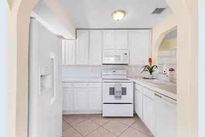 272 NE 13th Street, Delray Beach, FL 33483 - Photo 13