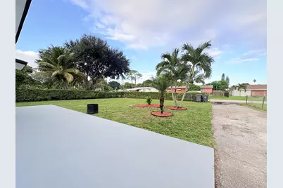 773 Arlington Drive, West Palm Beach, FL 33415 - Photo 17