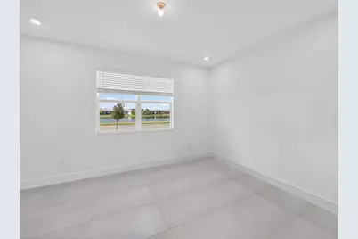 9875 SW Veronese Drive, Port Saint Lucie, FL 34987 - Photo 13