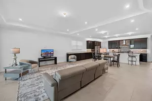 9875 SW Veronese Dr, Port Saint Lucie, FL 34987 - Photo 9