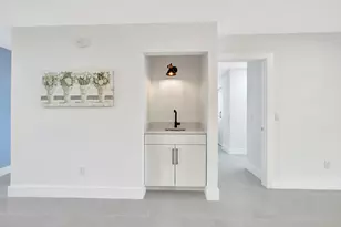 7898 Eastlake Dr, Boca Raton, FL 33433 - Photo 21