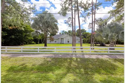 13834 Persimmon Boulevard, Royal Palm Beach, FL 33411 - Photo 5