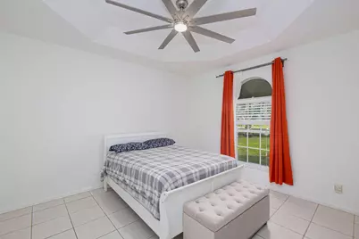 13834 Persimmon Boulevard, Royal Palm Beach, FL 33411 - Photo 19