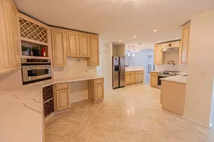 471 SE Lamon Ln, Port Saint Lucie, FL 34983 - Photo 7