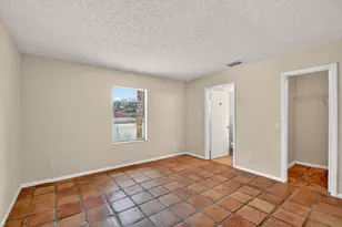 2747 Summit Blvd, West Palm Beach, FL 33406 - Photo 11