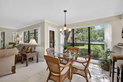 113 Brackenwood Road, Palm Beach Gardens, FL 33418 - Photo 5