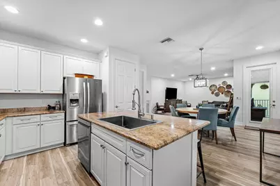 1056 Community Drive, Jupiter, FL 33458 - Photo 3