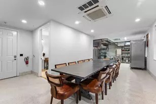 1056 Community Dr, Jupiter, FL 33458 - Photo 5