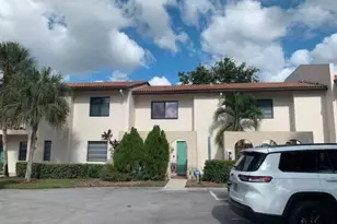 21820 Cypress Cir, Boca Raton, FL 33433 - Photo 3