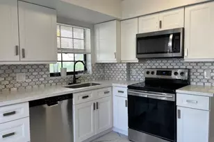 13501 Fountain View Blvd, Wellington, FL 33414 - Photo 15