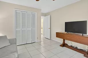 303 NW 42nd St, Boca Raton, FL 33431 - Photo 25