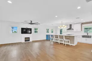 105 Main St, Fort Pierce, FL 34982 - Photo 7