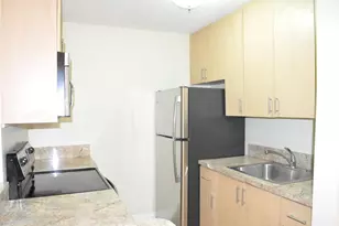 10 Crossings Cir, Boynton Beach, FL 33435 - Photo 9