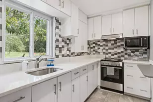 1950 Foxhollow Dr E, Auburndale, FL 33823 - Photo 43