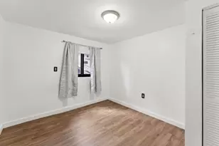 1204 NW 70th St, Miami, FL 33147 - Photo 11