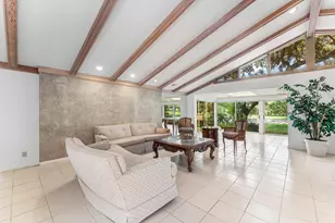 30 Hampshire Ln, Boynton Beach, FL 33436 - Photo 11