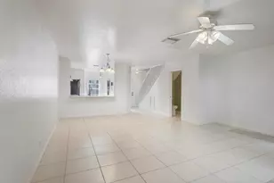 970 Summit Lake Dr, West Palm Beach, FL 33406 - Photo 15