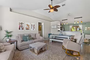 1171 Larkspur St SE, Palm Bay, FL 32909 - Photo 3