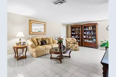 6369 Lakemont Circle, Greenacres, FL 33463 - Photo 5