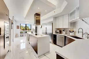 7235 Promenade Dr, Boca Raton, FL 33433 - Photo 3