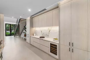 810 Palm Trail, Delray Beach, FL 33483 - Photo 11