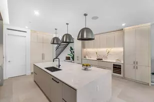 810 Palm Trail, Delray Beach, FL 33483 - Photo 9