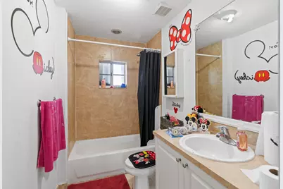 176 SE 2nd Street, Deerfield Beach, FL 33441 - Photo 13
