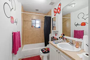 176 SE 2nd St, Deerfield Beach, FL 33441 - Photo 13