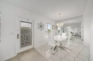 4039 Rexford Unit, Boca Raton, FL 33434 - Photo 11