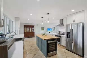 2731 NE 5th St, Pompano Beach, FL 33062 - Photo 17