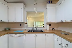 7335 SE Independence Ave, Hobe Sound, FL 33455 - Photo 17