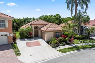 2022 Bonisle Cir, Riviera Beach, FL 33418 - Photo 9