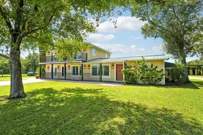 401 Campbell Road, Fort Pierce, FL 34945 - Photo 1