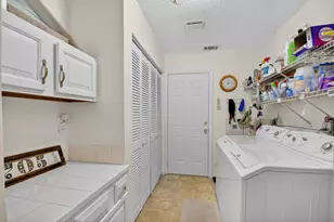 17705 Maplewood Dr, Boca Raton, FL 33487 - Photo 23