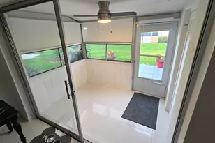 2568 Dudley Dr E, West Palm Beach, FL 33415 - Photo 21