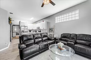 114 Prestige Dr, Royal Palm Beach, FL 33411 - Photo 15