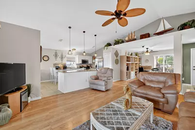 14148 Cisne Circle, Fort Pierce, FL 34951 - Photo 11