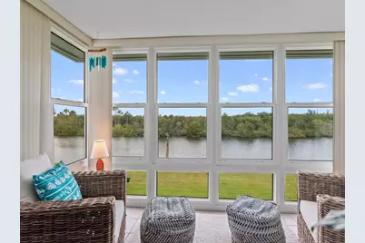 2800 Indian River Boulevard, Unit #F8, Vero Beach, FL 32960 - Photo 1