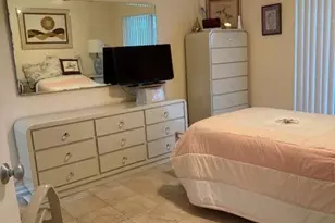 3402 Cynthia Ln, Lake Worth Beach, FL 33461 - Photo 9