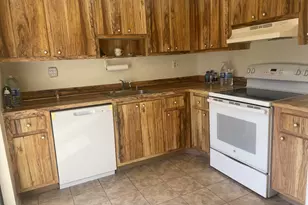 83 Capri B E Unit, Delray Beach, FL 33484 - Photo 3