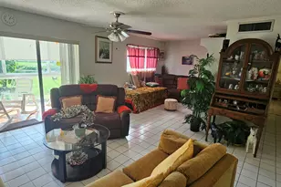 721 Lori Dr, Palm Springs, FL 33461 - Photo 5