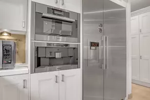 7207 Valencia Dr, Boca Raton, FL 33433 - Photo 13