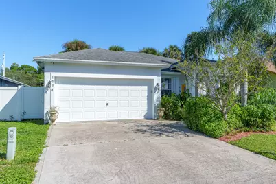 1034 Salmon Isle, Greenacres, FL 33413 - Photo 3