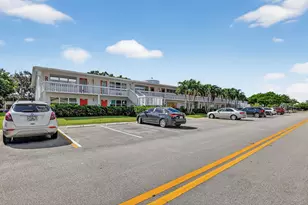 386 Tilford R, Deerfield Beach, FL 33442 - Photo 1