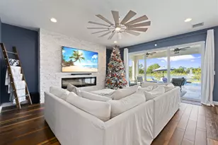 4784 SW Briarwood Ct, Stuart, FL 34997 - Photo 9